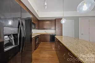 4620 Piedmont Row Dr, Charlotte, NC 28210 - Photo 5