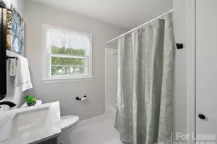 2213 Milton Rd, Charlotte, NC 28215 - Photo 11