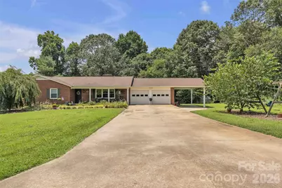 137 Proust Road, Statesville, NC 28625 - Photo 1