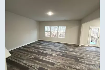 5155 Mark Drive NE, Hickory, NC 28601 - Photo 3