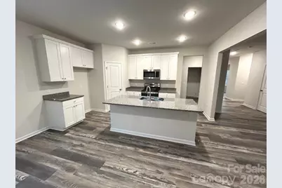 5155 Mark Drive NE, Hickory, NC 28601 - Photo 5