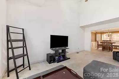 4107 Brownes Ferry Road, Charlotte, NC 28269 - Photo 11