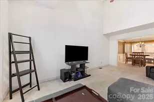 4107 Brownes Ferry Rd, Charlotte, NC 28269 - Photo 11