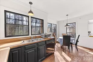 4107 Brownes Ferry Rd, Charlotte, NC 28269 - Photo 17