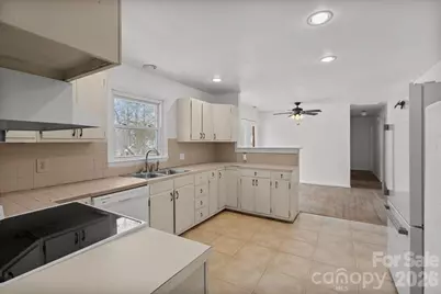 6721 Alanbrook Road, Charlotte, NC 28215 - Photo 11