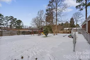 6721 Alanbrook Rd, Charlotte, NC 28215 - Photo 31