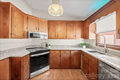 2114 Wilson Avenue, Charlotte, NC 28208 - Photo 11