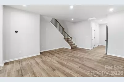 6019 Mallow Crossing Lane, Charlotte, NC 28213 - Photo 7
