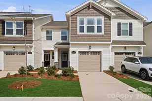 6019 Mallow Crossing Ln, Charlotte, NC 28213 - Photo 1