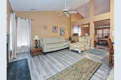11726 Black Maple Avenue, Charlotte, NC 28269 - Photo 15