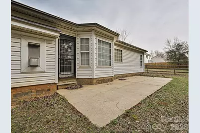 11726 Black Maple Avenue, Charlotte, NC 28269 - Photo 9