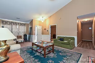 11726 Black Maple Ave, Charlotte, NC 28269 - Photo 3