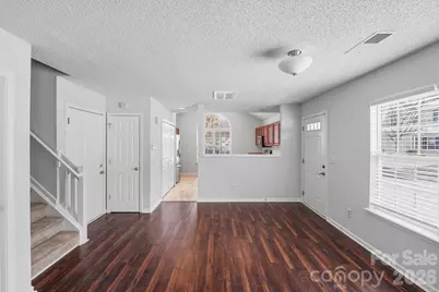 8221 Christmas Court, Charlotte, NC 28216 - Photo 5