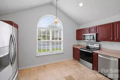 8221 Christmas Court, Charlotte, NC 28216 - Photo 23