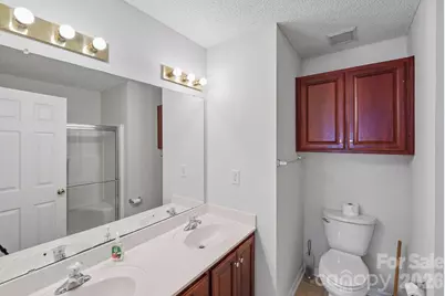 8221 Christmas Court, Charlotte, NC 28216 - Photo 13