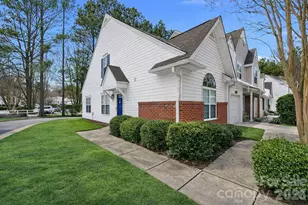 8221 Christmas Ct, Charlotte, NC 28216 - Photo 1