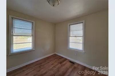 8334 Oaktree Road, Sharon, SC 29742 - Photo 5