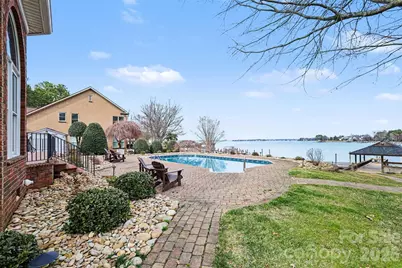 20410 Island Forest Drive, Cornelius, NC 28031 - Photo 37