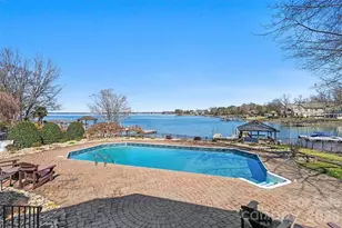 20410 Island Forest Dr, Cornelius, NC 28031 - Photo 3
