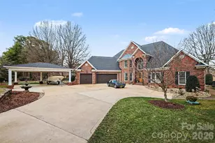 20410 Island Forest Dr, Cornelius, NC 28031 - Photo 5