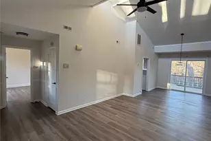 10129 Rockwood Rd, Charlotte, NC 28215 - Photo 5