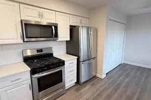 10129 Rockwood Rd, Charlotte, NC 28215 - Photo 5