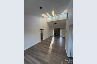 10129 Rockwood Road, Charlotte, NC 28215 - Photo 7