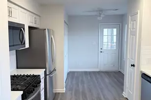 10129 Rockwood Rd, Charlotte, NC 28215 - Photo 41