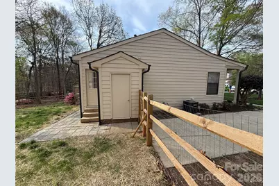 10129 Rockwood Road, Charlotte, NC 28215 - Photo 31