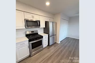 10129 Rockwood Road, Charlotte, NC 28215 - Photo 21