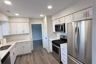 10129 Rockwood Rd, Charlotte, NC 28215 - Photo 9