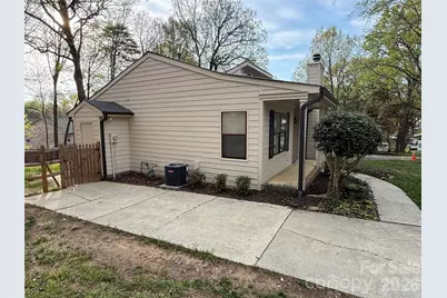 10129 Rockwood Road, Charlotte, NC 28215 - Photo 35