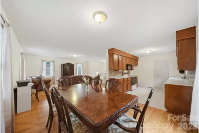 3882 Shadowood Drive, Morganton, NC 28655 - Photo 9