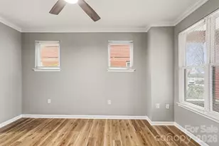 526 E 9th St, Charlotte, NC 28202 - Photo 5