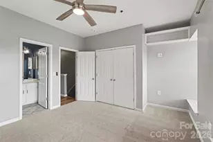 526 E 9th St, Charlotte, NC 28202 - Photo 23