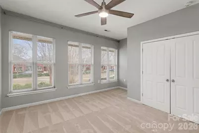 526 E 9th Street, Charlotte, NC 28202 - Photo 17