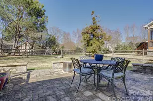 9528 Spurwig Ct, Charlotte, NC 28278 - Photo 41