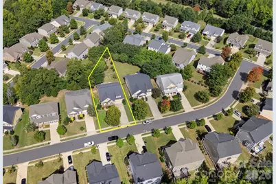9528 Spurwig Court, Charlotte, NC 28278 - Photo 3