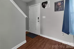 7020 Frye Pl, Charlotte, NC 28269 - Photo 9