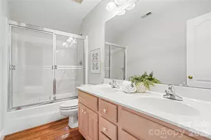 901 Shady Bluff Dr, Charlotte, NC 28211 - Photo 27