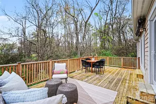 901 Shady Bluff Dr, Charlotte, NC 28211 - Photo 13