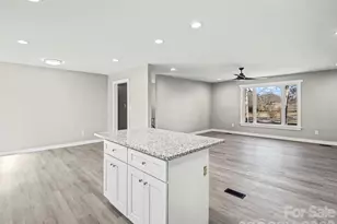 944 Woodland Dr, Shelby, NC 28150 - Photo 11