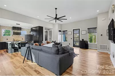 4604 Emory Lane, Charlotte, NC 28211 - Photo 5