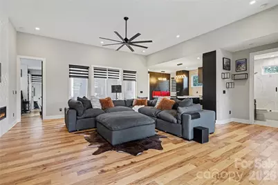 4604 Emory Lane, Charlotte, NC 28211 - Photo 3