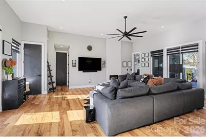 4604 Emory Lane, Charlotte, NC 28211 - Photo 5