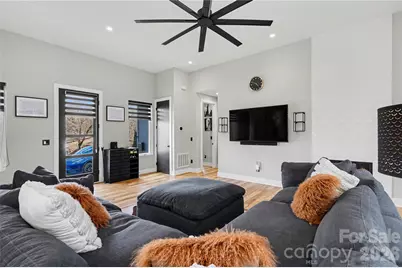 4604 Emory Lane, Charlotte, NC 28211 - Photo 7