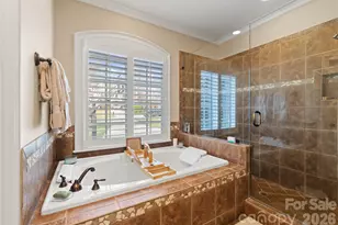 1405 Elmsford Ln, Matthews, NC 28105 - Photo 13