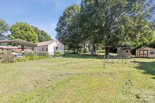 5508 Crestland Ave, Charlotte, NC 28269 - Photo 19