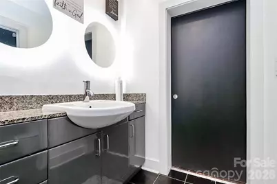 505 E 6th Street #803, Charlotte, NC 28202 - Photo 17