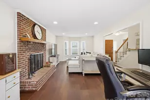 109 Elk Ct, Mount Holly, NC 28120 - Photo 7